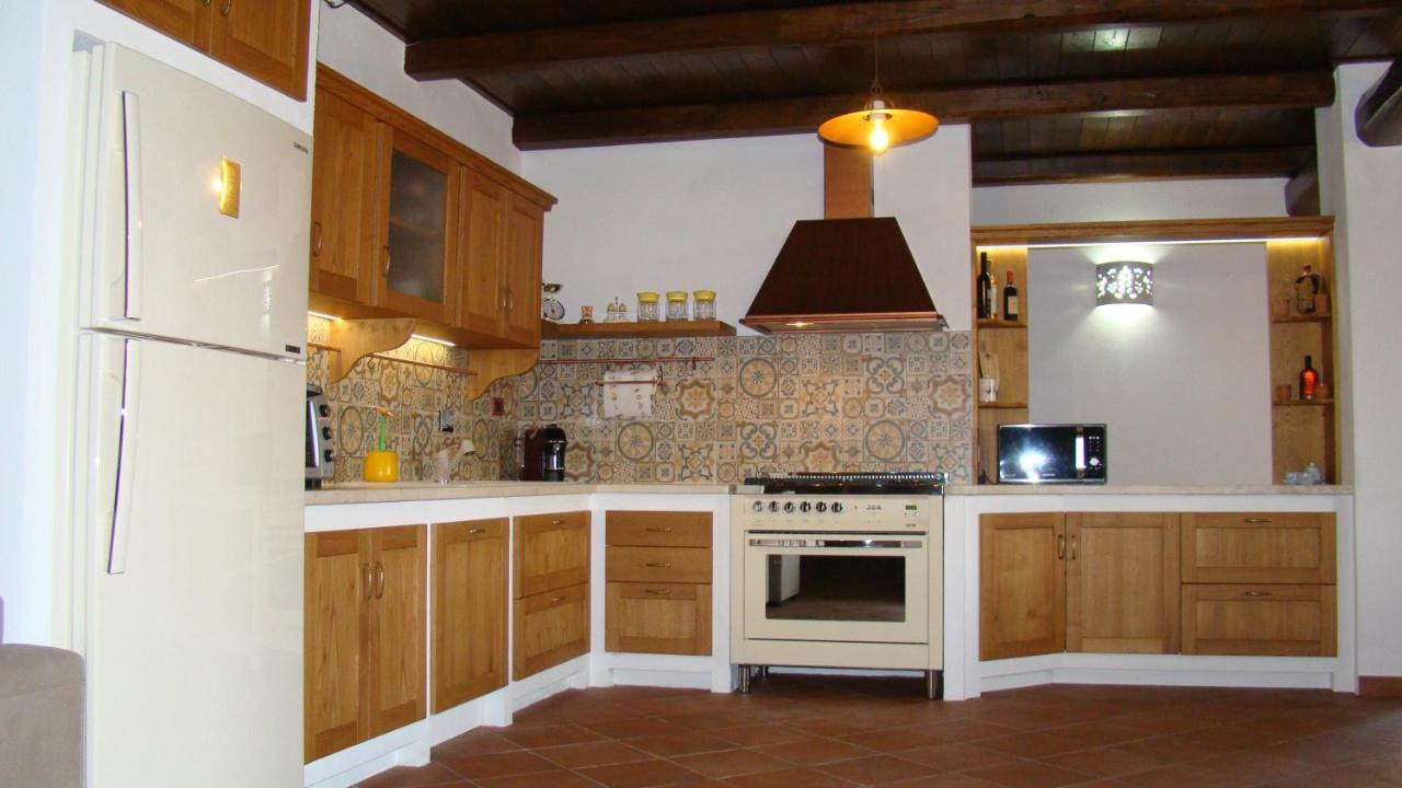 Bella Casa Con Giardino A 10 Minuti Dal Mare Apartment Aglientu Exterior foto